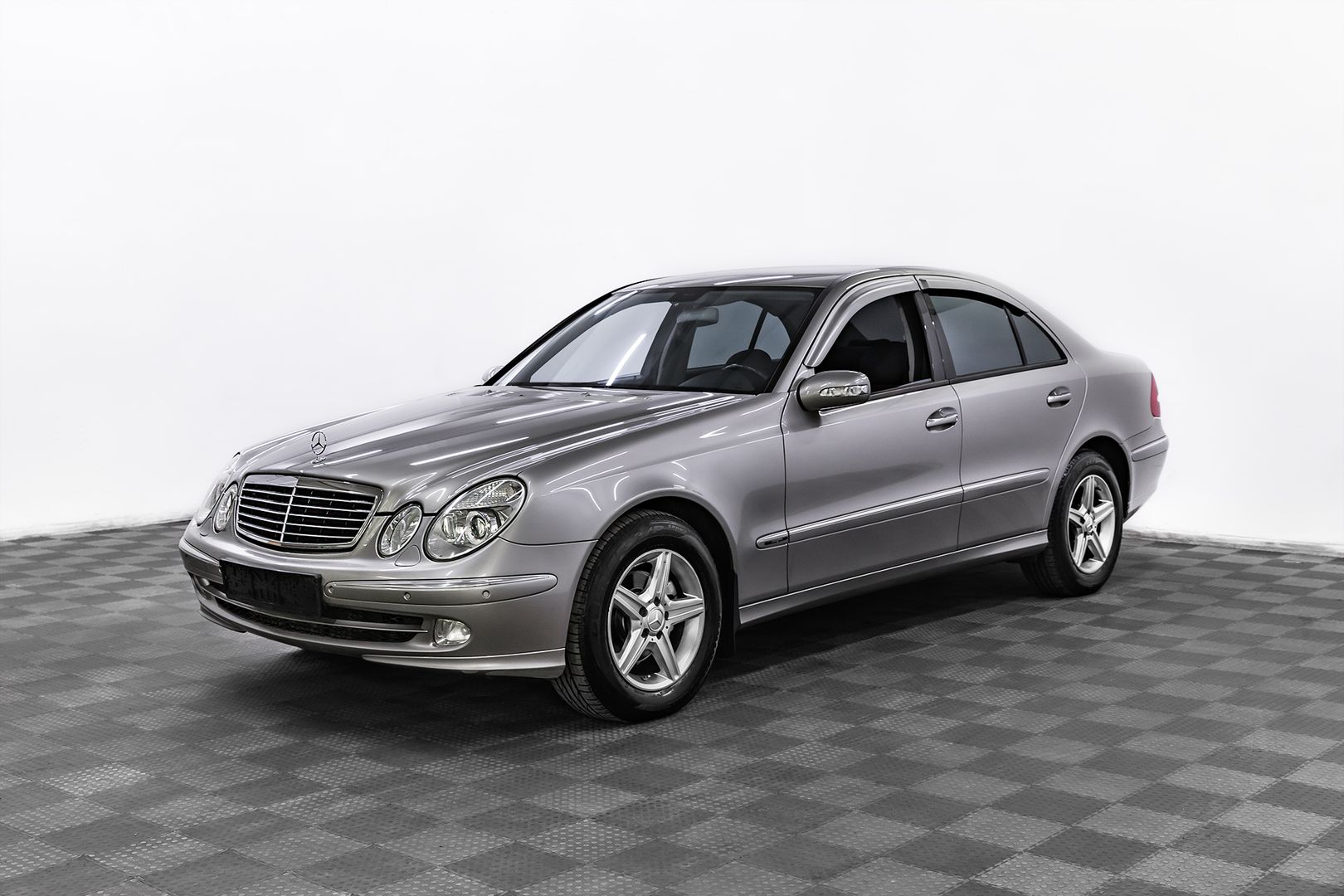 Mercedes-Benz E-Класс, III (W211, S211), 2004