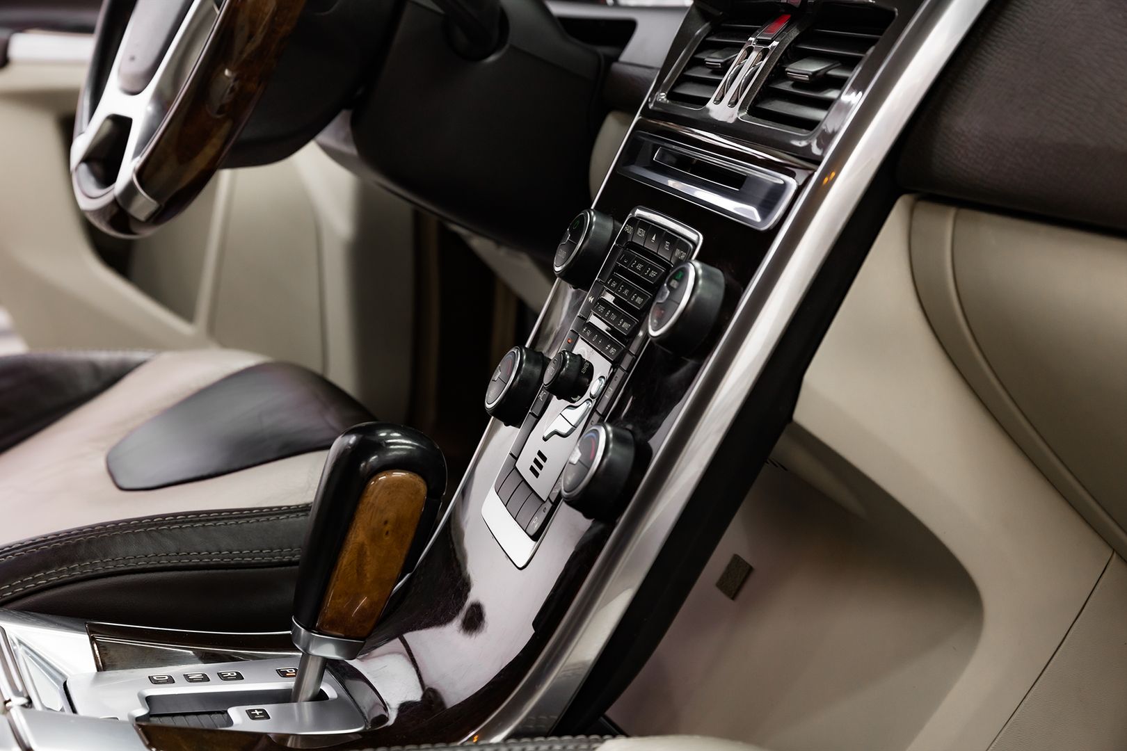 Volvo XC60, I, 2012 фото 11