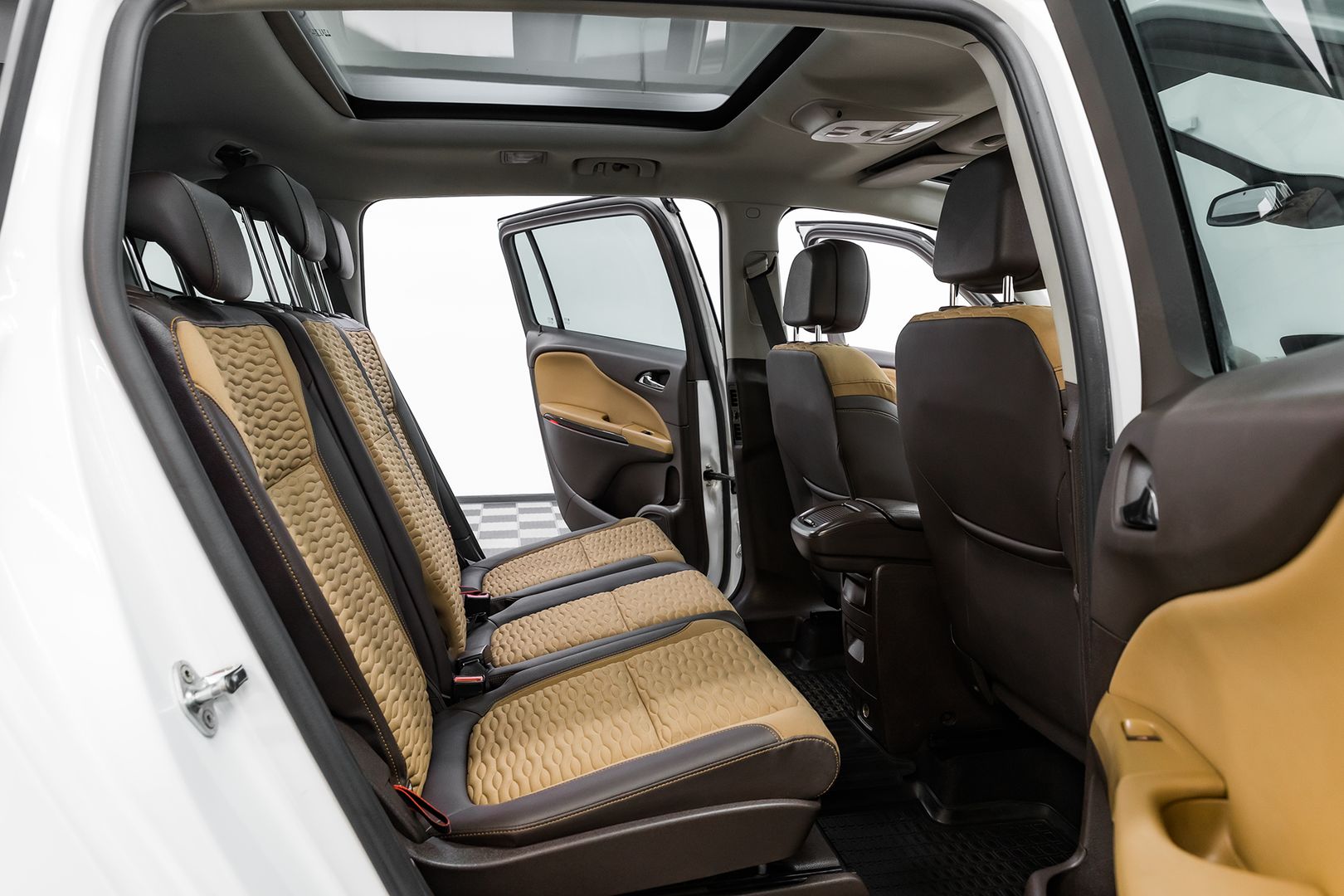 Opel Zafira, C, 2014 фото 18