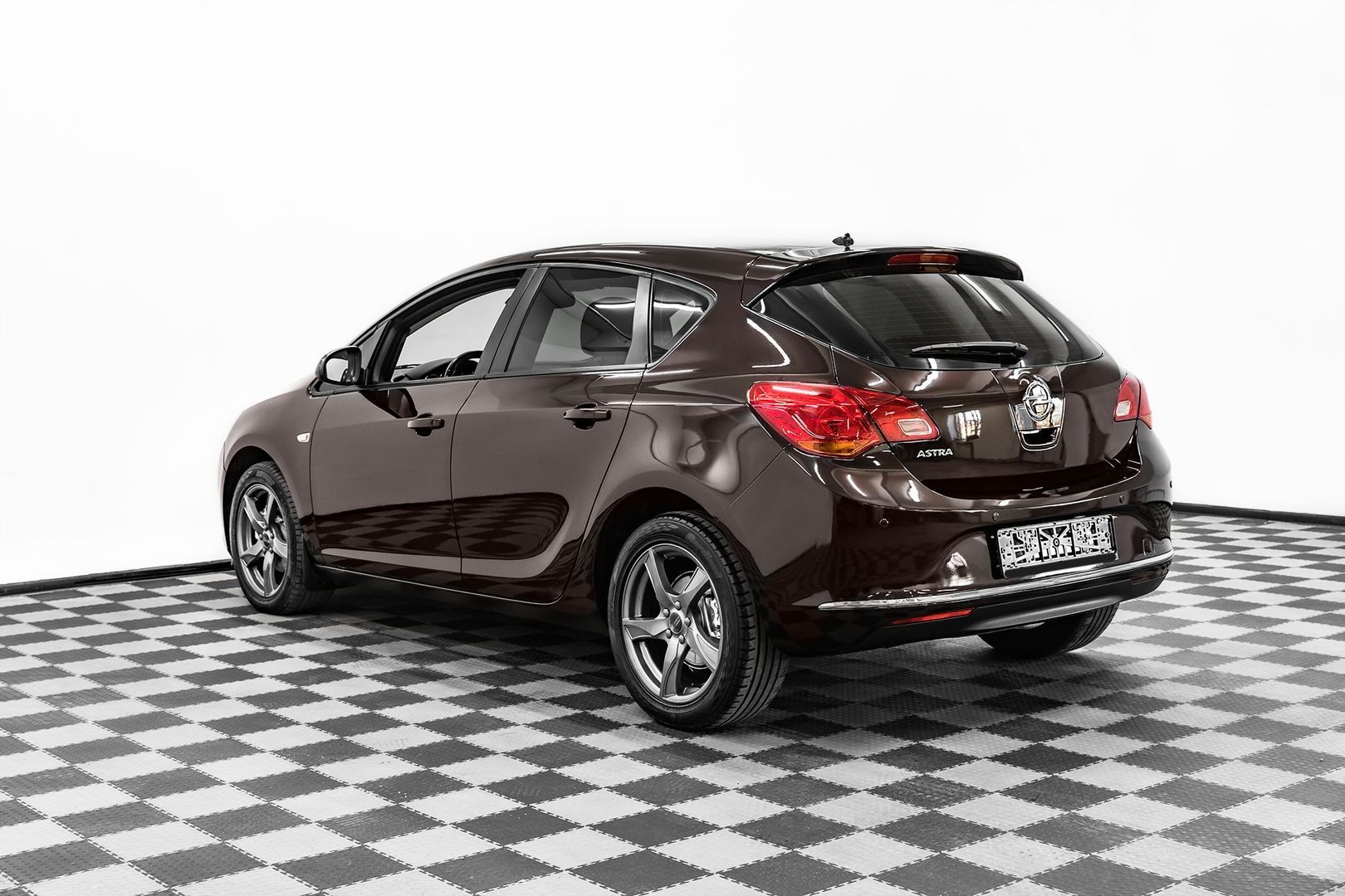 Opel Astra, J Рестайлинг, 2013 фото 4