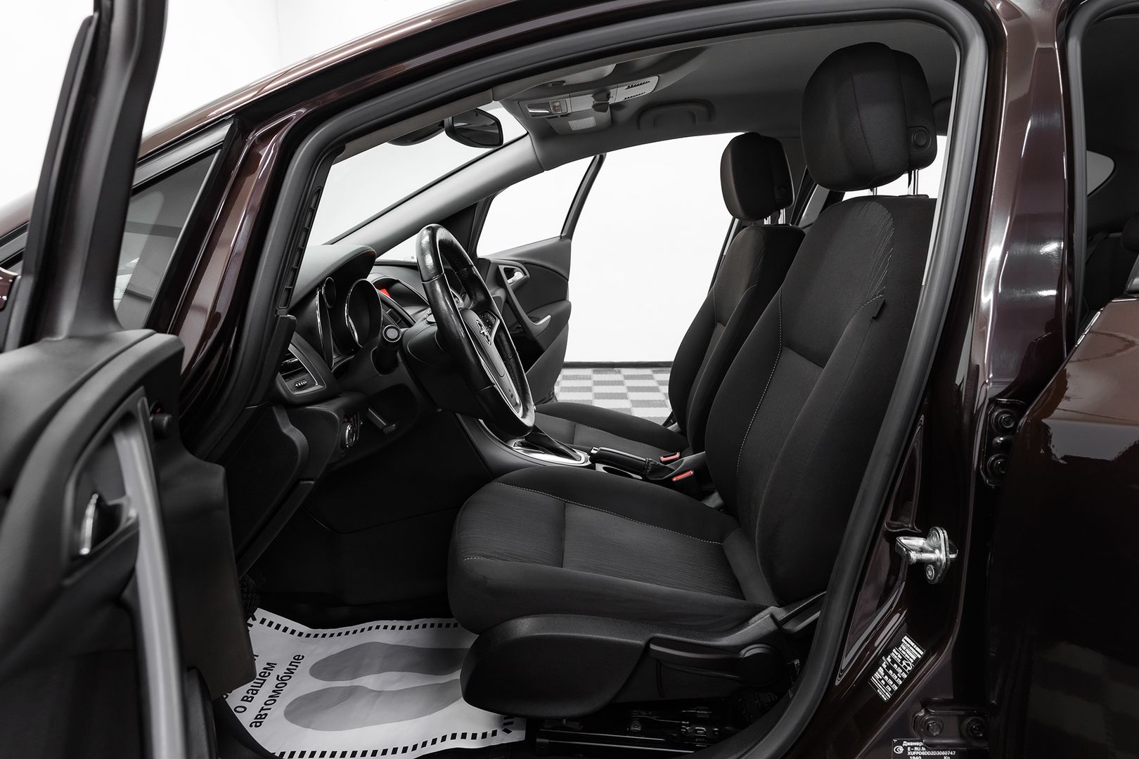 Opel Astra, J Рестайлинг, 2013 фото 7