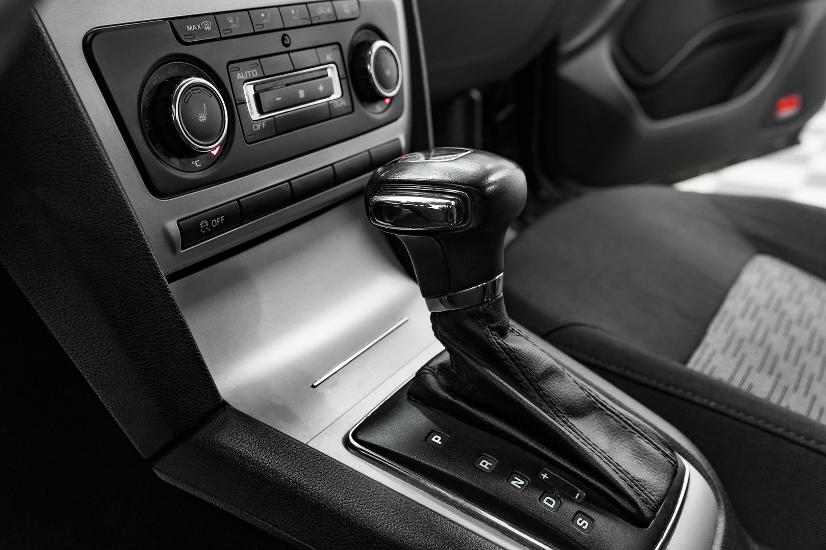 Skoda Octavia, II (A5) Рестайлинг, 2013 фото 12