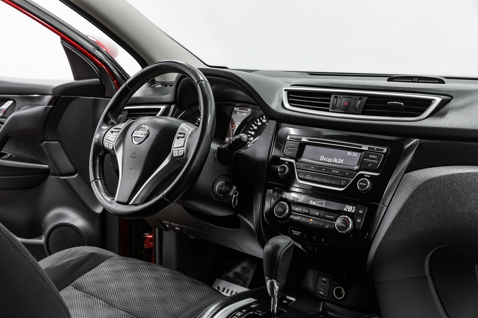 Nissan Qashqai, II, 2014 фото 14