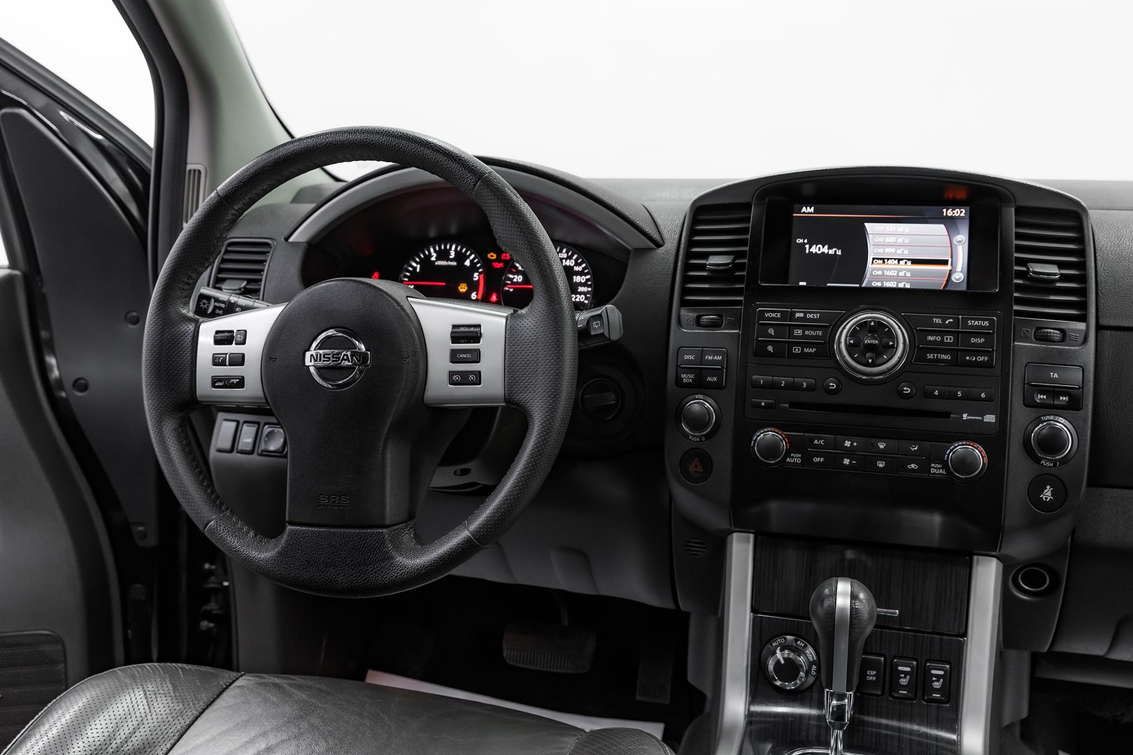 Nissan Pathfinder, III Рестайлинг, 2012 фото 11