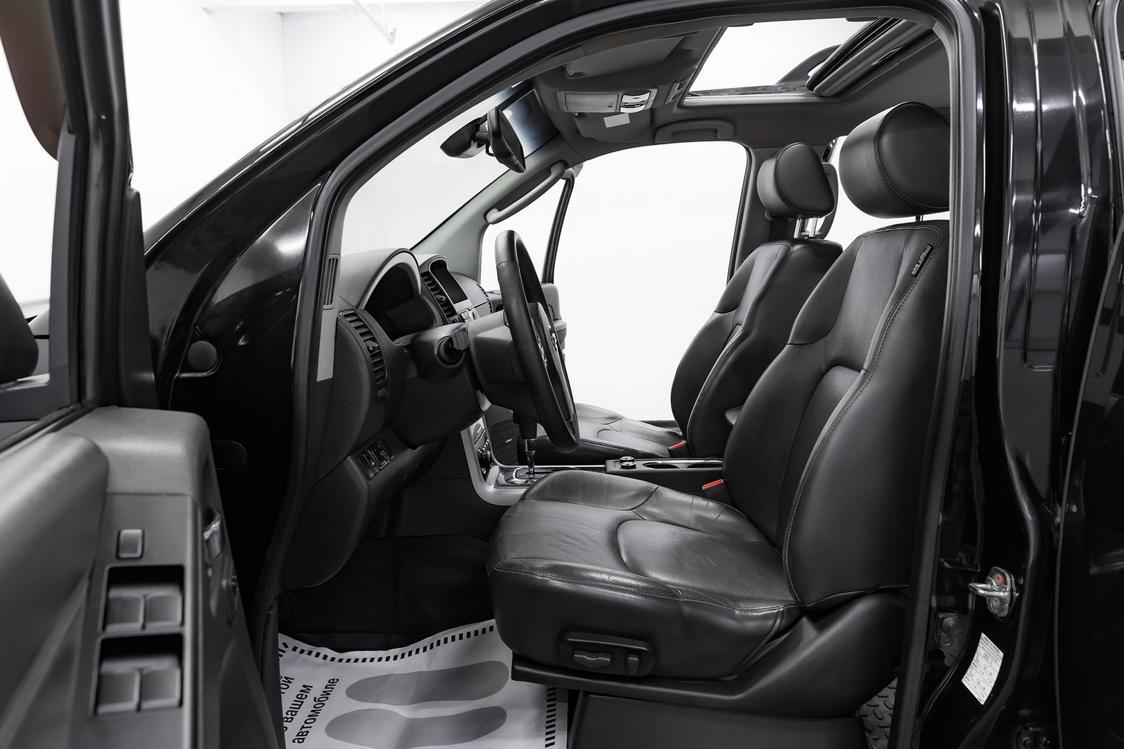 Nissan Pathfinder, III Рестайлинг, 2012 фото 7