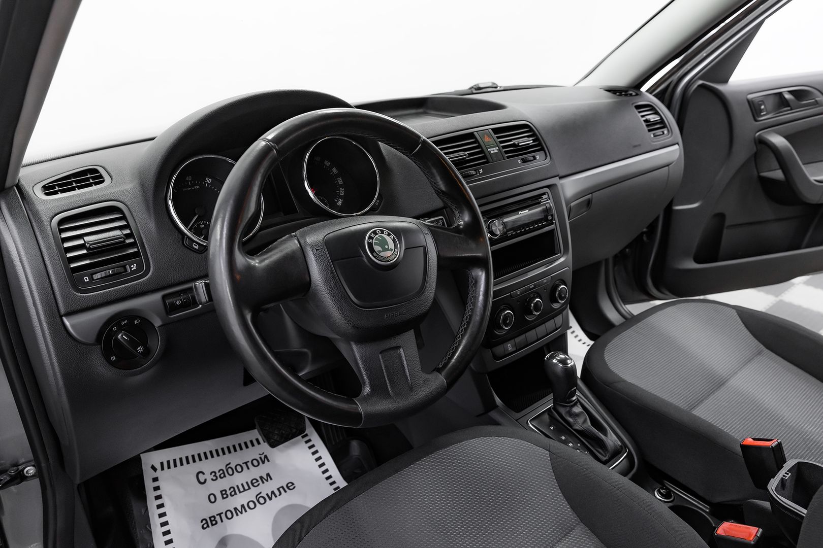 Skoda Yeti, I, 2013 фото 9