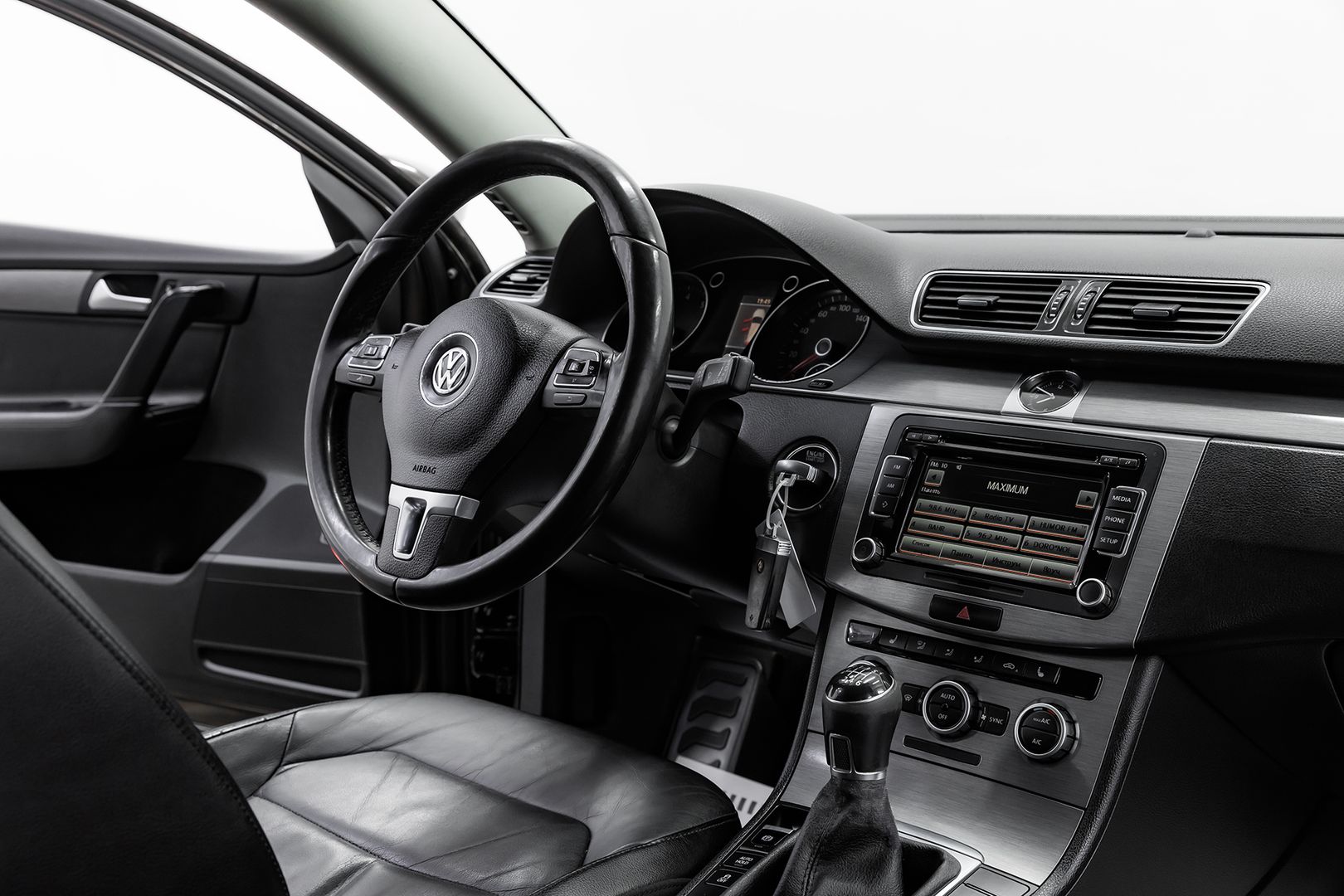 Volkswagen Passat, B7, 2013 фото 10