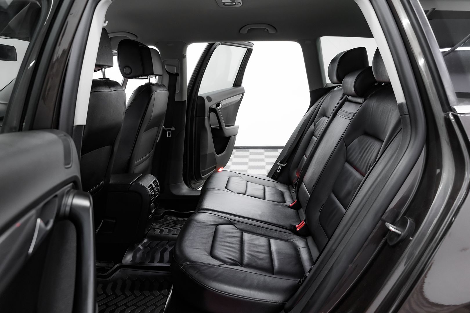 Volkswagen Passat, B7, 2013 фото 13