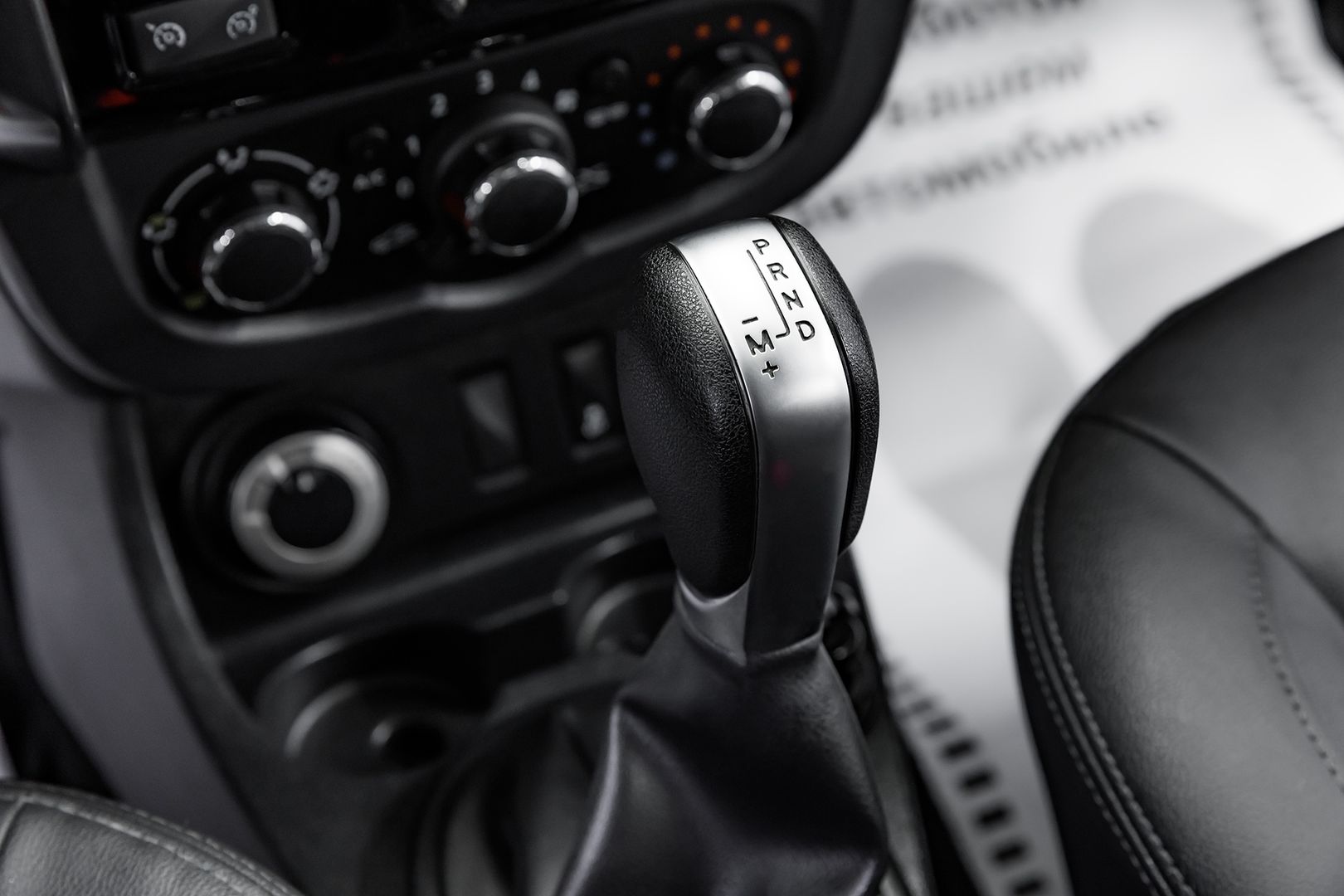 Renault Duster, I Рестайлинг, 2017 фото 12