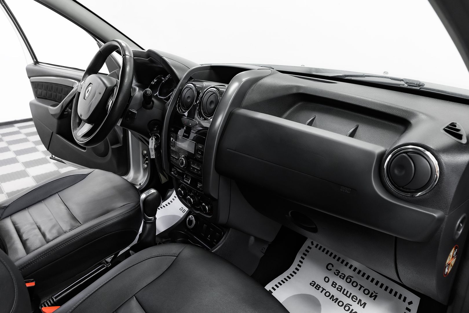 Renault Duster, I Рестайлинг, 2017 фото 15