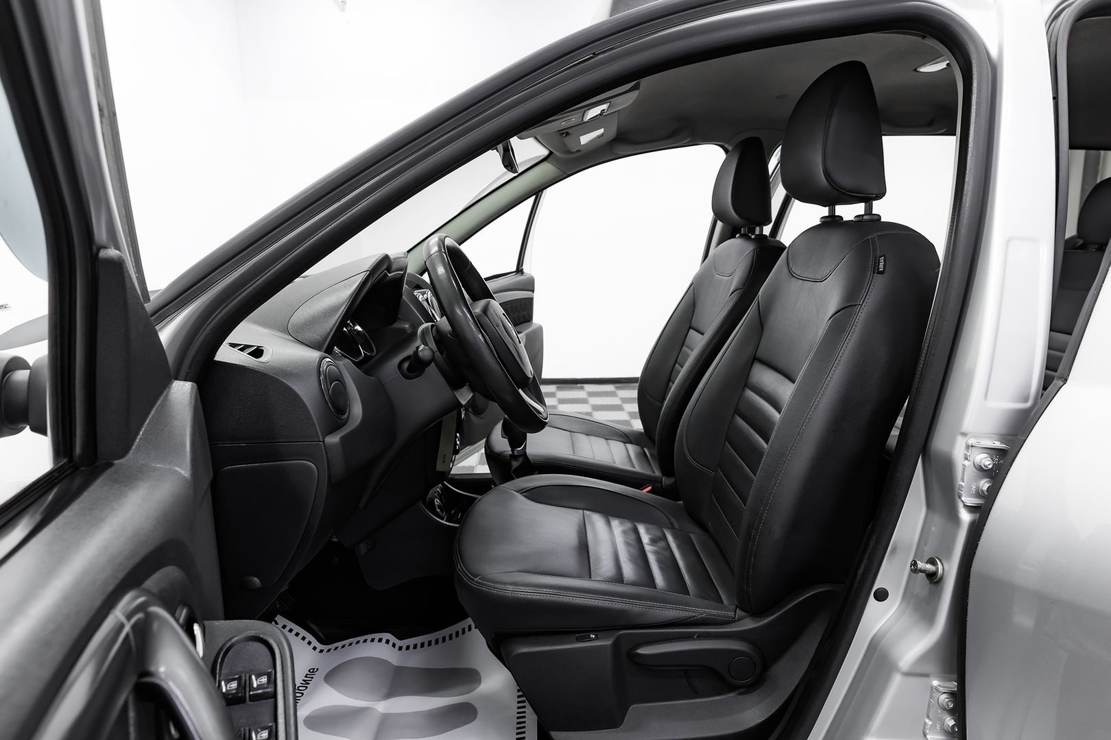 Renault Duster, I Рестайлинг, 2017 фото 7