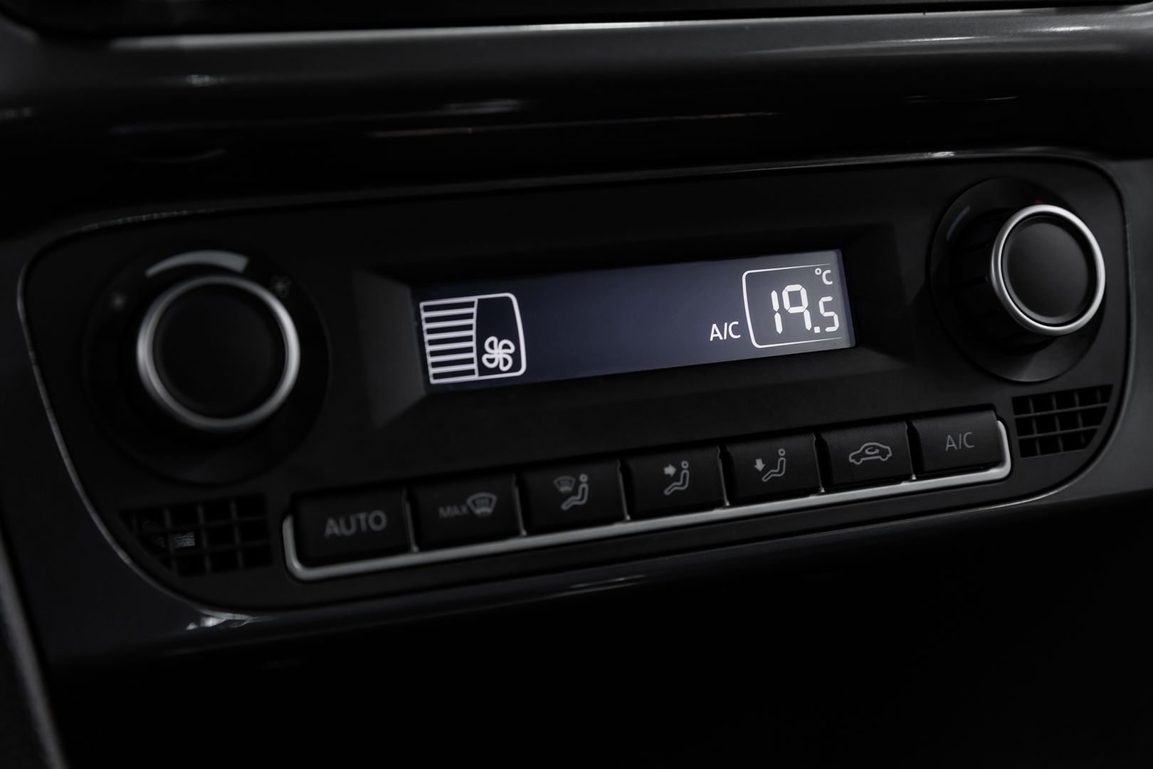 Volkswagen Polo, V Рестайлинг, 2019 фото 16