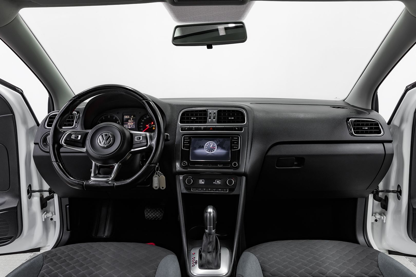 Volkswagen Polo, V Рестайлинг, 2019 фото 14