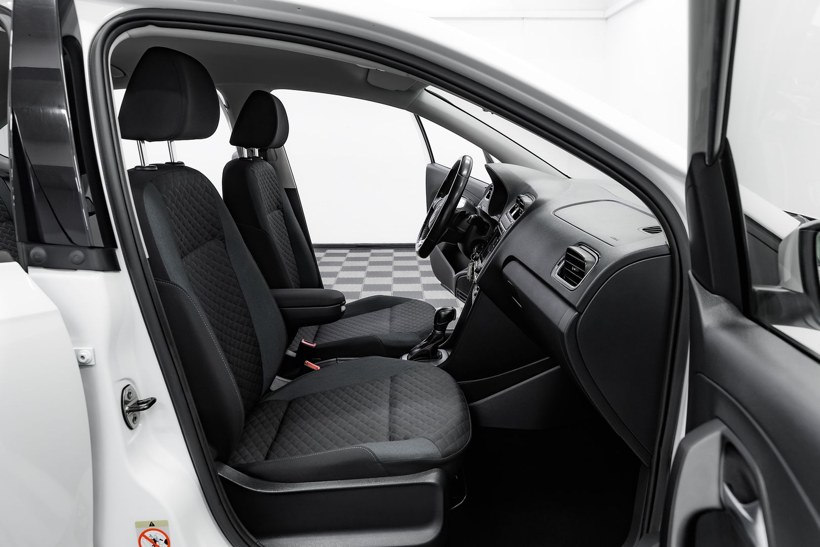 Volkswagen Polo, V Рестайлинг, 2019 фото 19