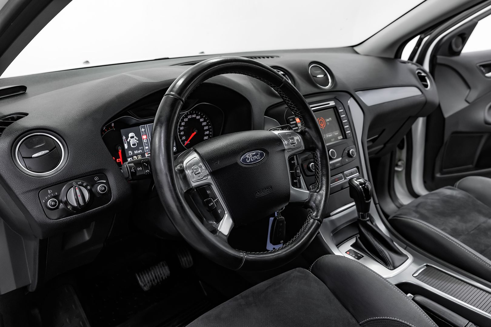 Ford Mondeo, IV Рестайлинг, 2012 фото 11