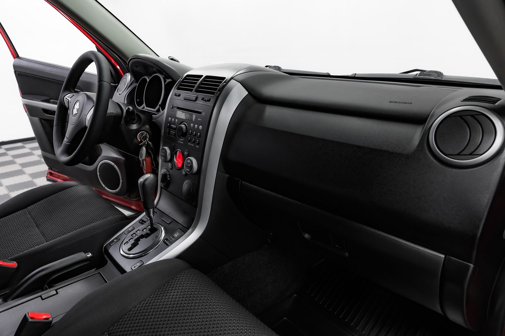 Suzuki Grand Vitara, II Рестайлинг, 2011 фото 14