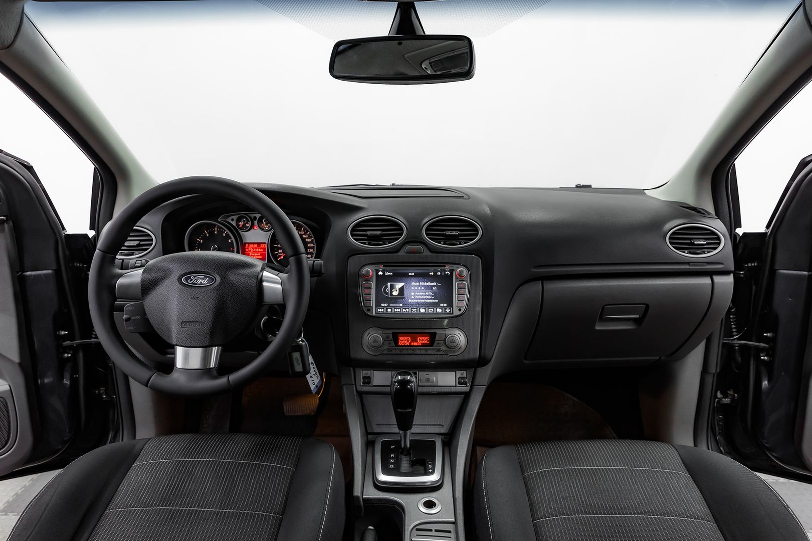 Ford Focus, II Рестайлинг, 2011 фото 9