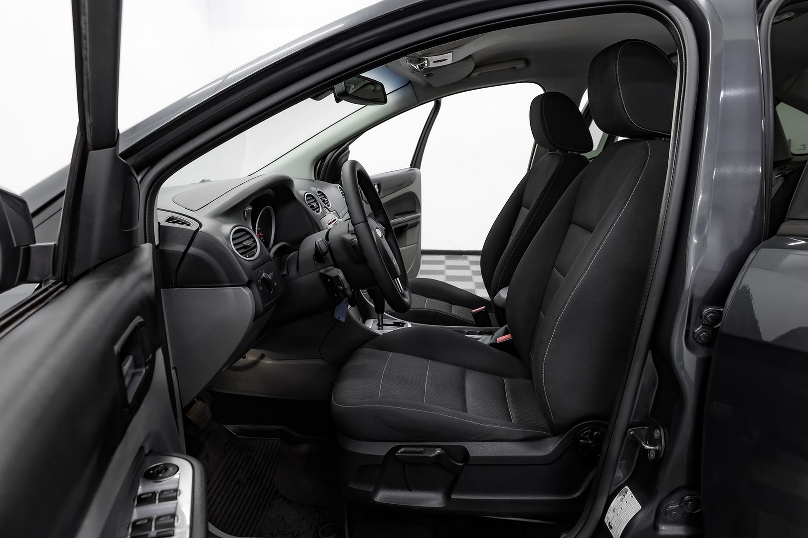 Ford Focus, II Рестайлинг, 2011 фото 7