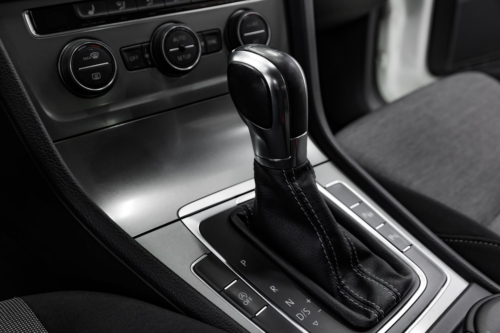 Volkswagen Golf, VII, 2013 фото 12