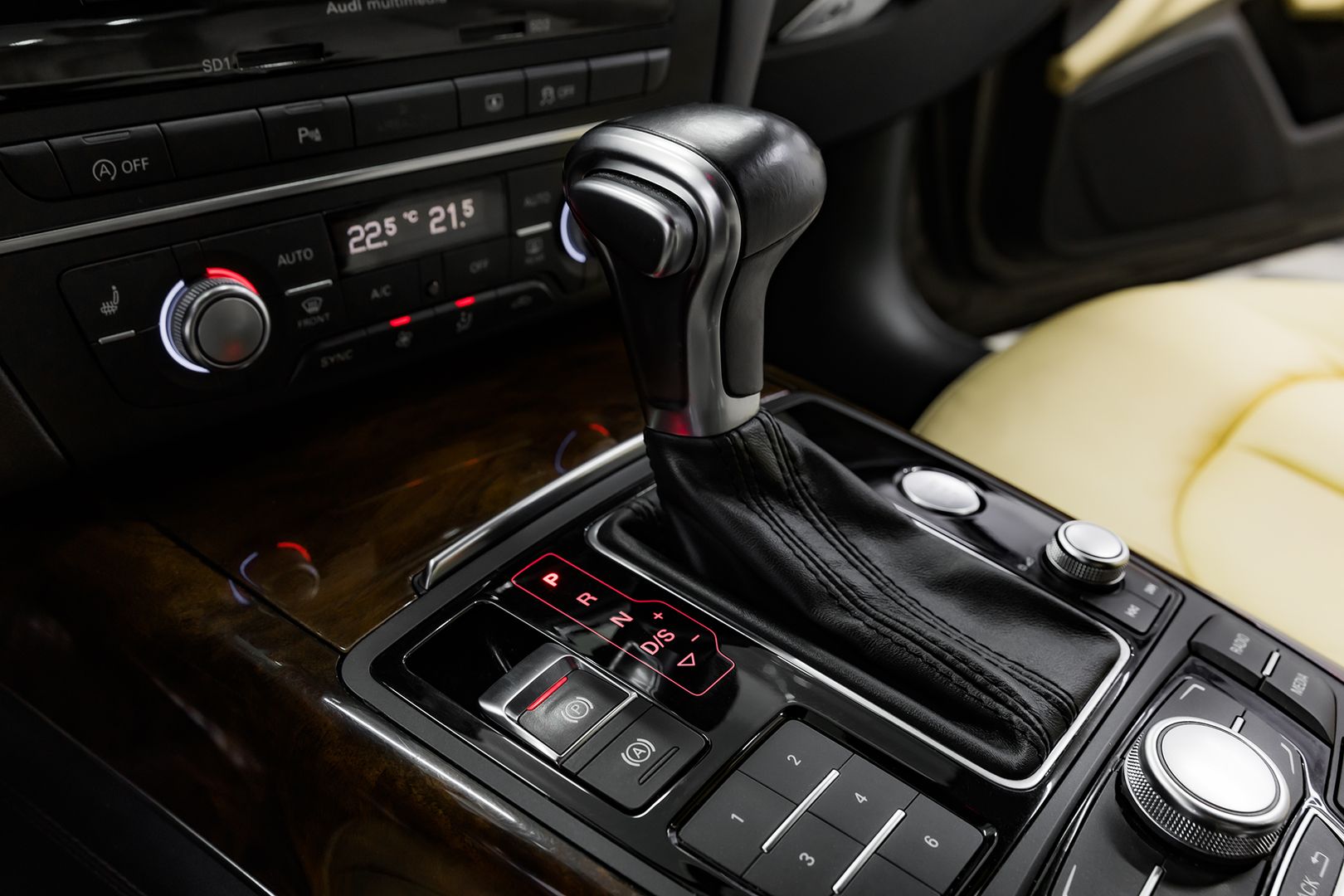 Audi A6, IV (C7), 2014 фото 13