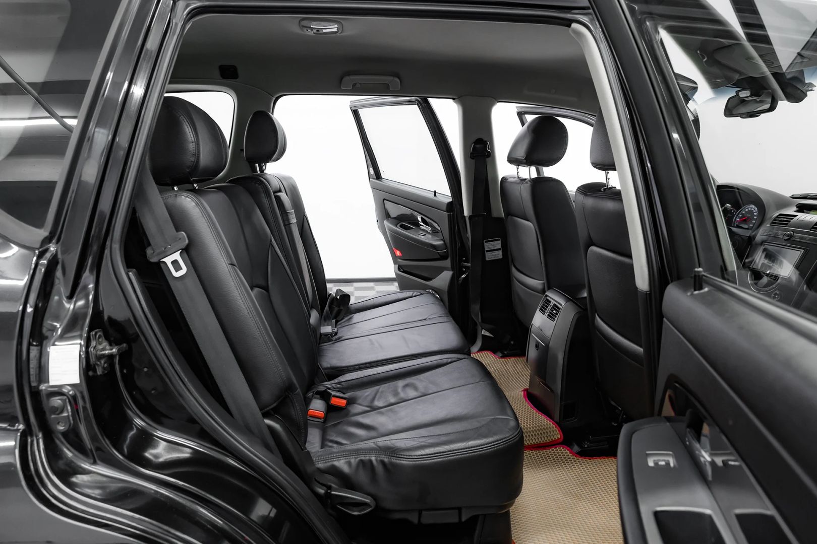 SsangYong Rexton, II, 2010 фото 18