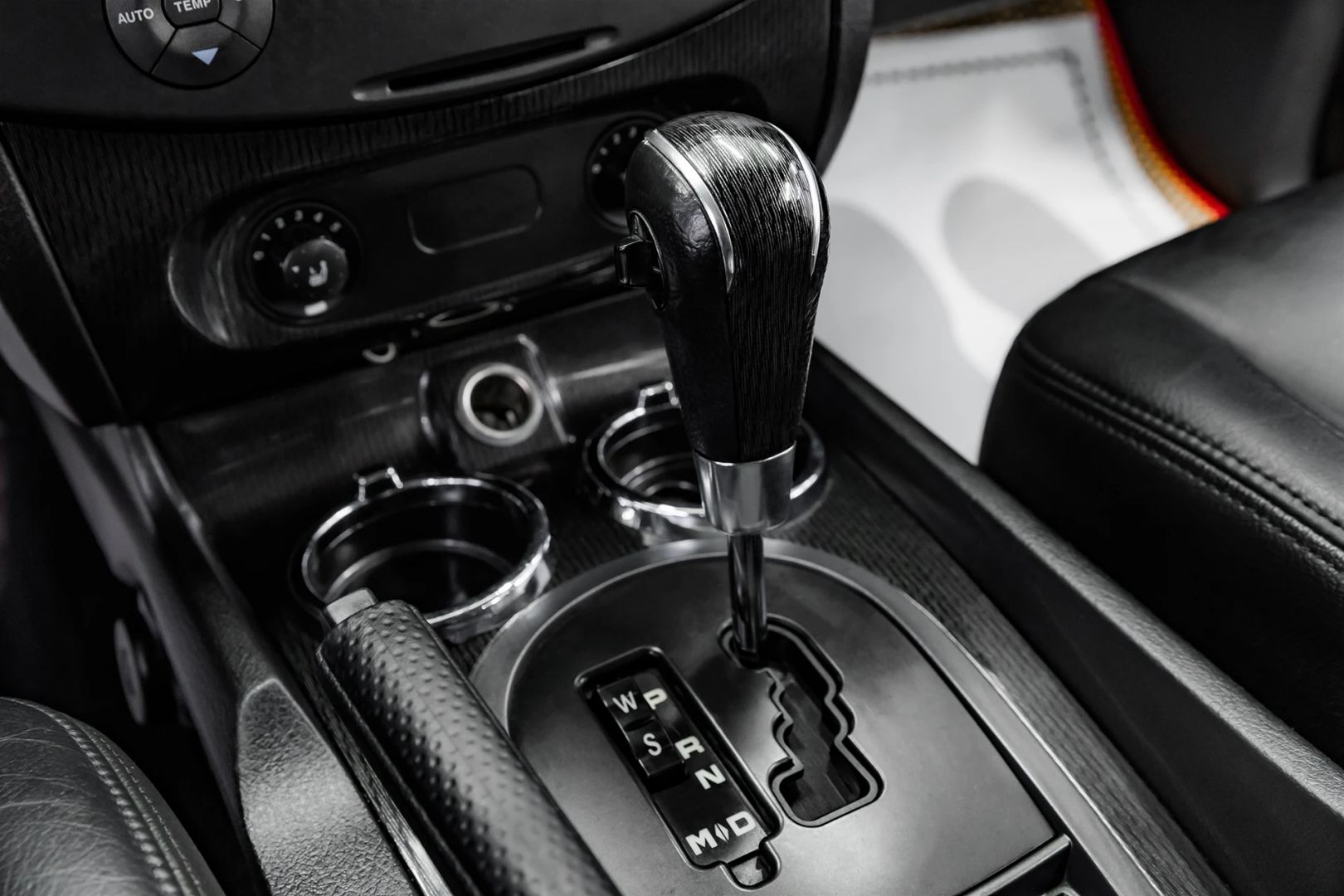 SsangYong Rexton, II, 2010 фото 14