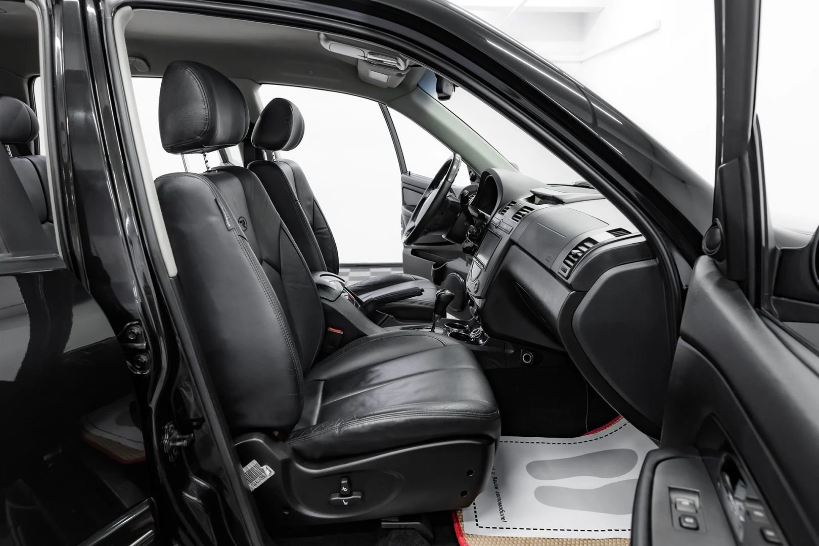 SsangYong Rexton, II, 2010 фото 16