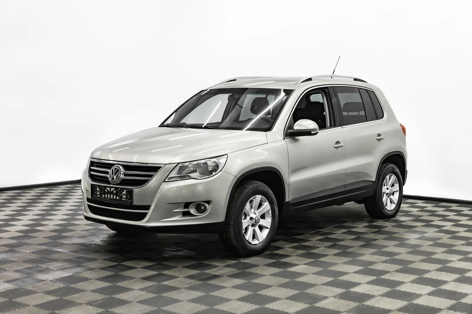 Volkswagen Tiguan, I, 2010