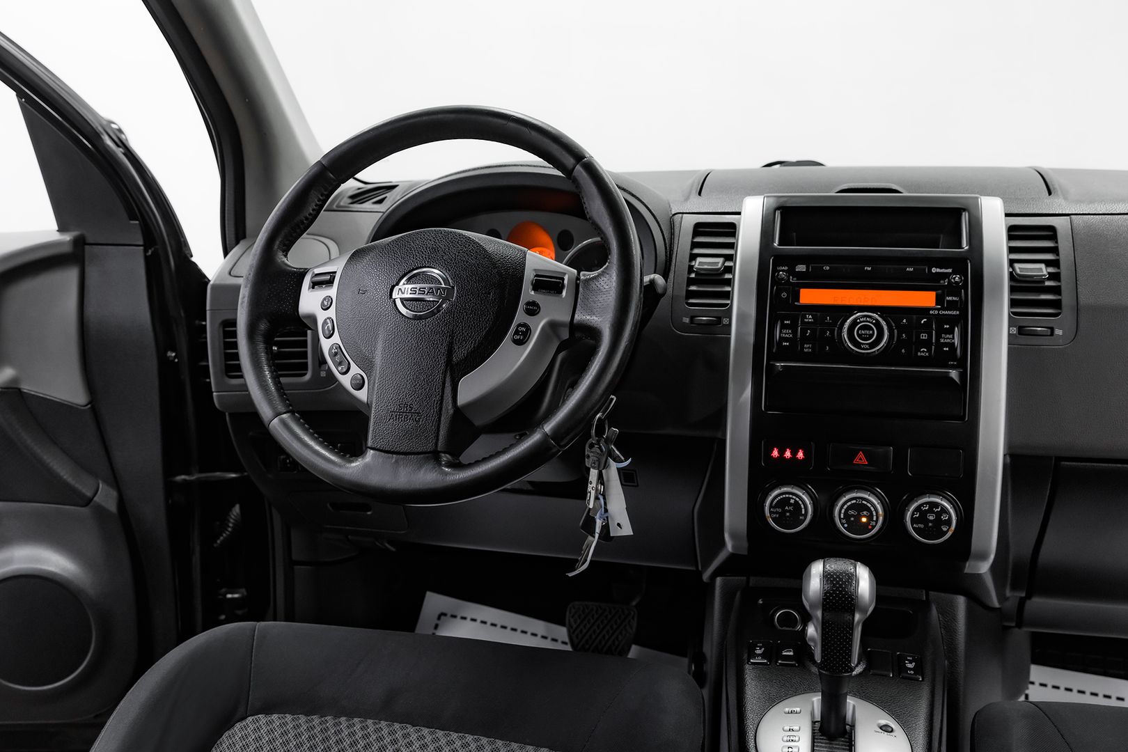 Nissan X-Trail, II, 2008 фото 10