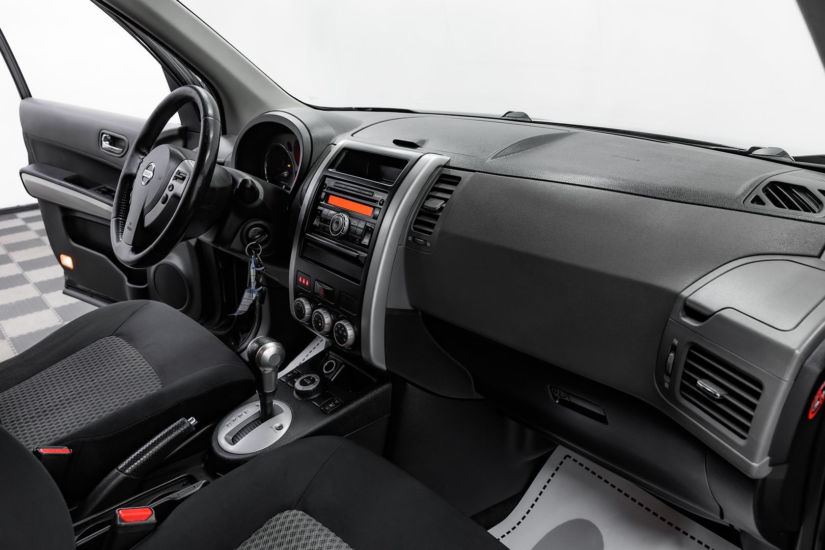 Nissan X-Trail, II, 2008 фото 18