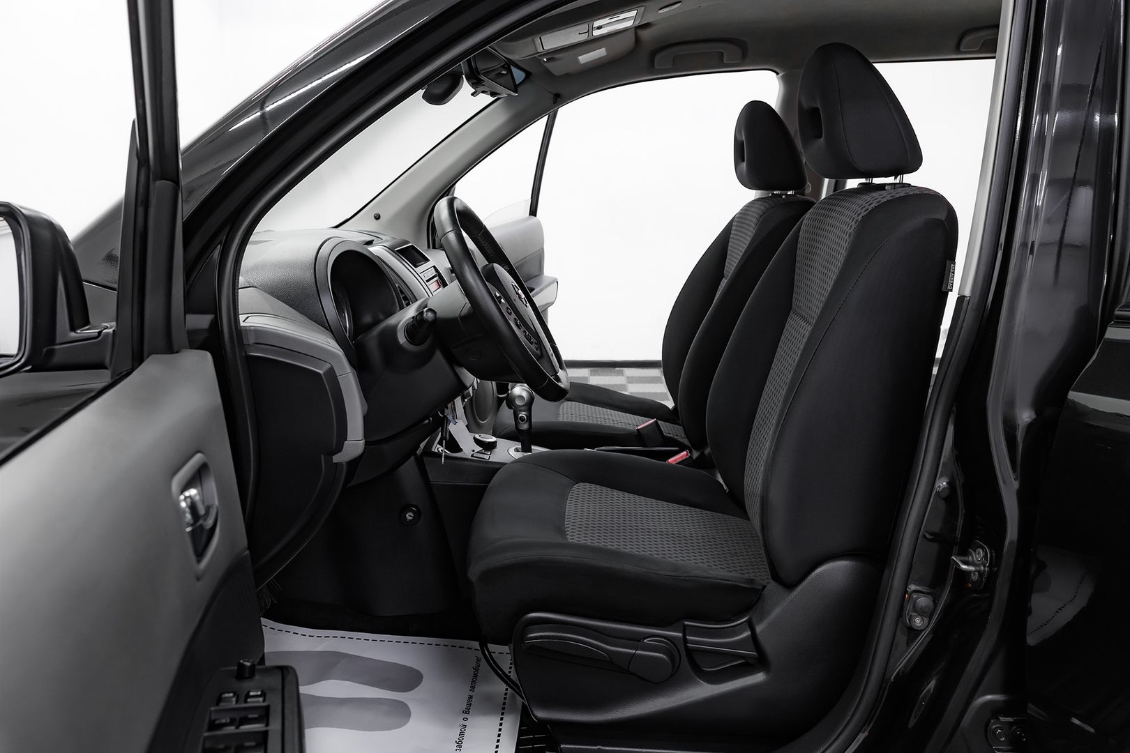 Nissan X-Trail, II, 2008 фото 8