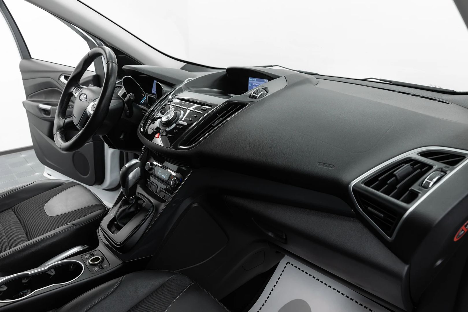 Ford Kuga, II, 2013 фото 9