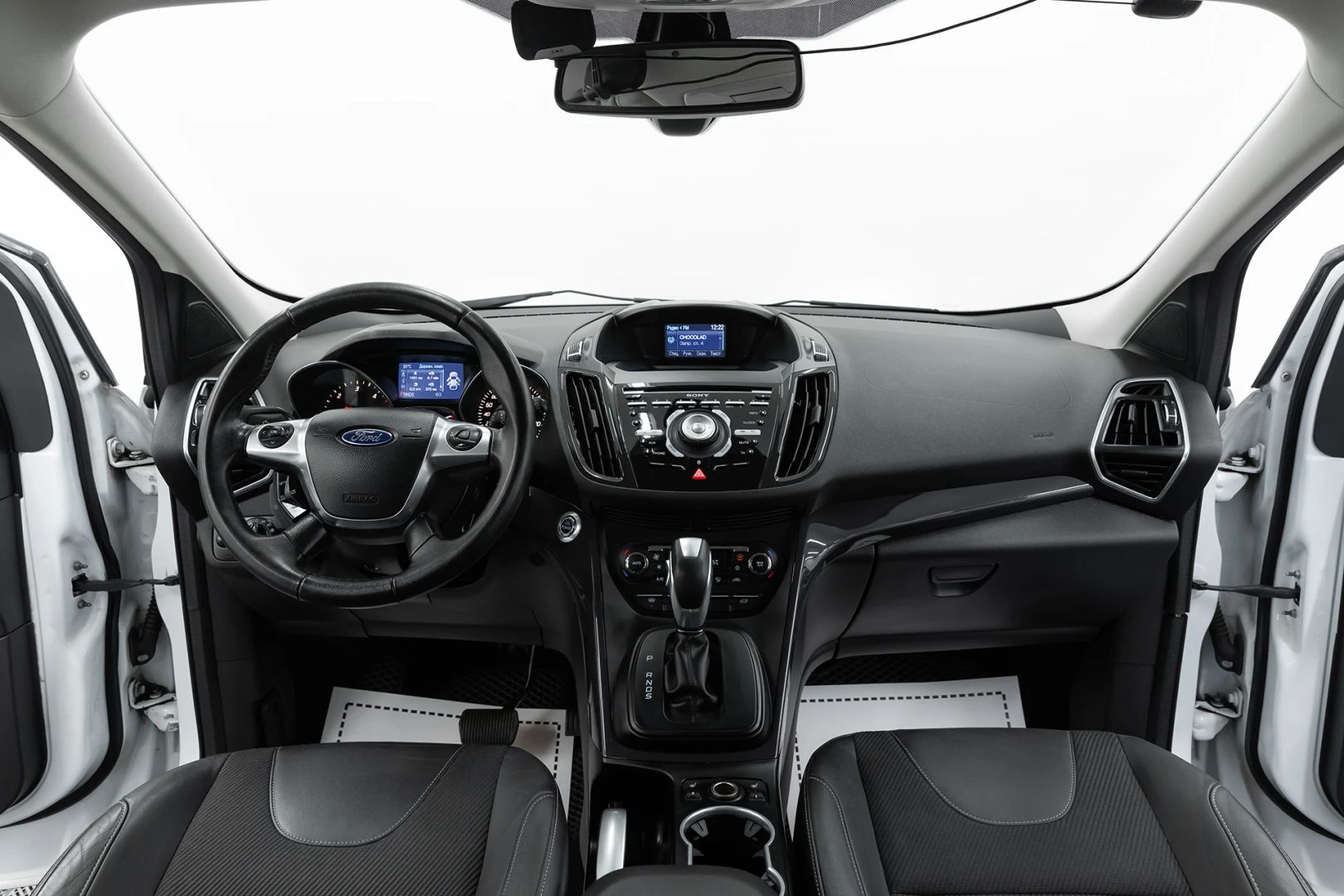 Ford Kuga, II, 2013 фото 8