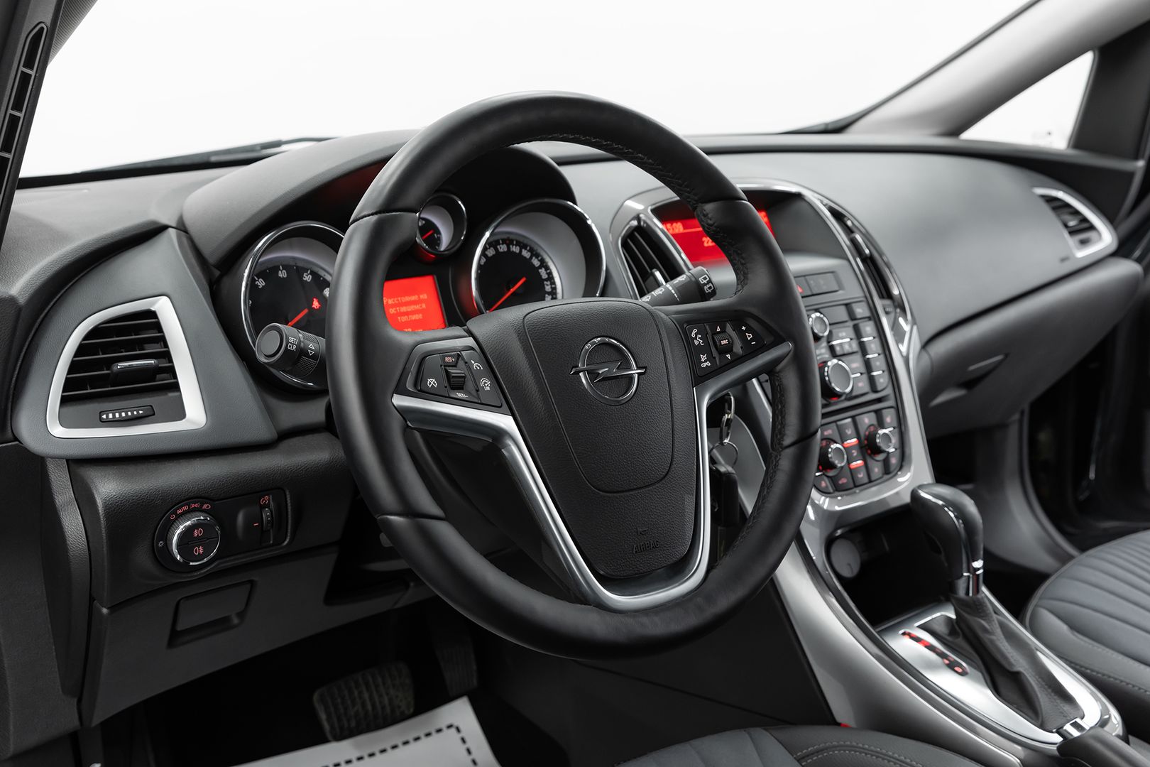 Opel Astra, J Рестайлинг, 2013 фото 9