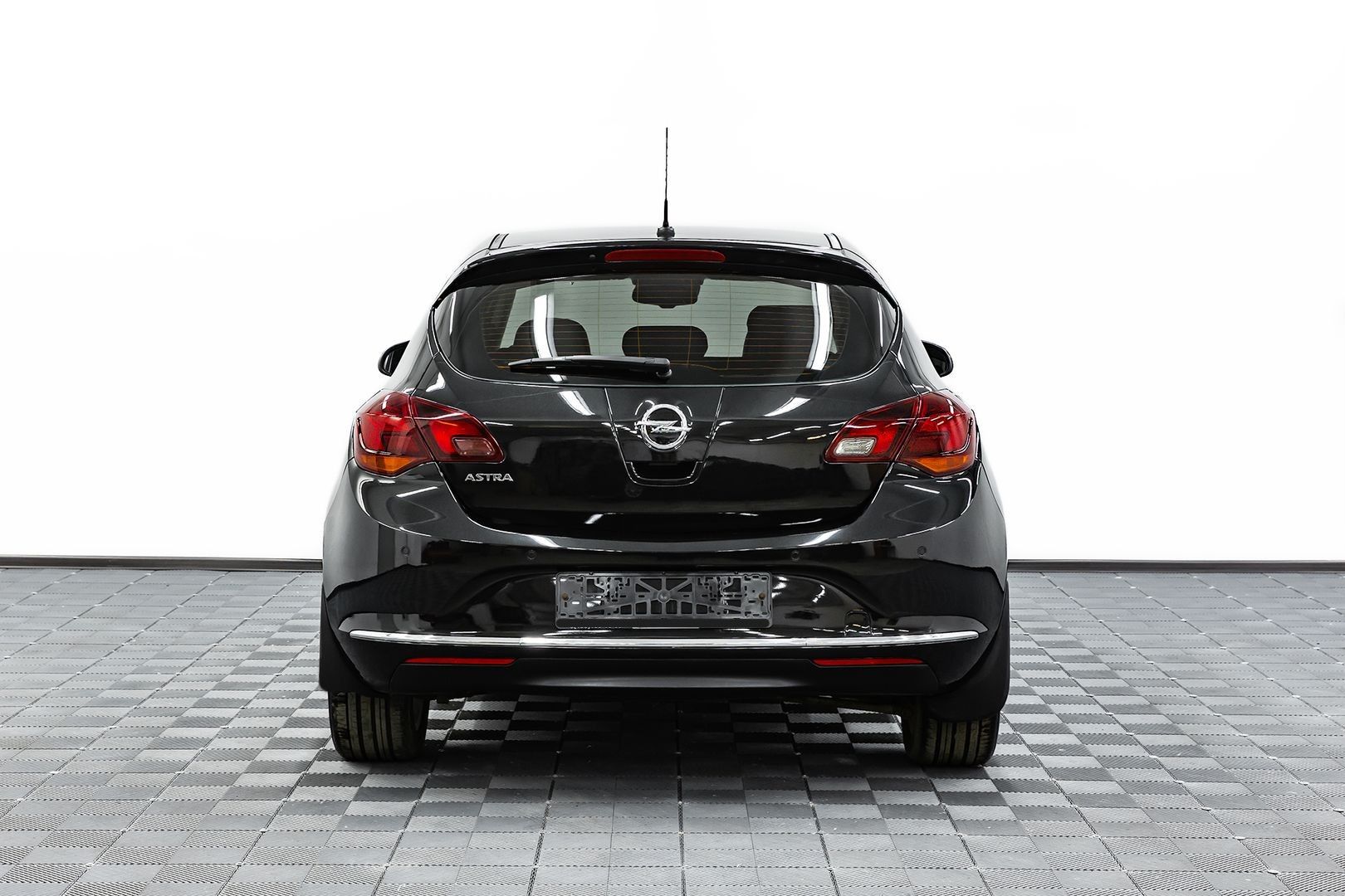 Opel Astra, J Рестайлинг, 2013 фото 5