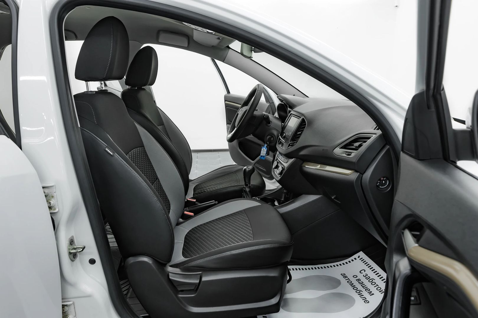 LADA (ВАЗ) Vesta, I, 2017 фото 14