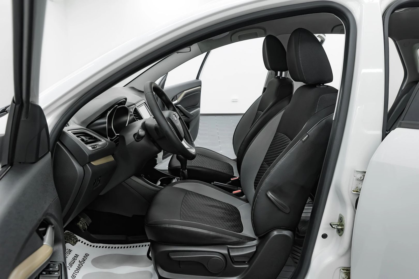 LADA (ВАЗ) Vesta, I, 2017 фото 7