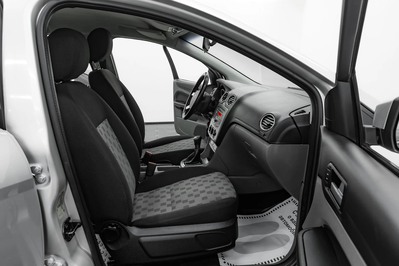 Ford Focus, II Рестайлинг, 2008 фото 15