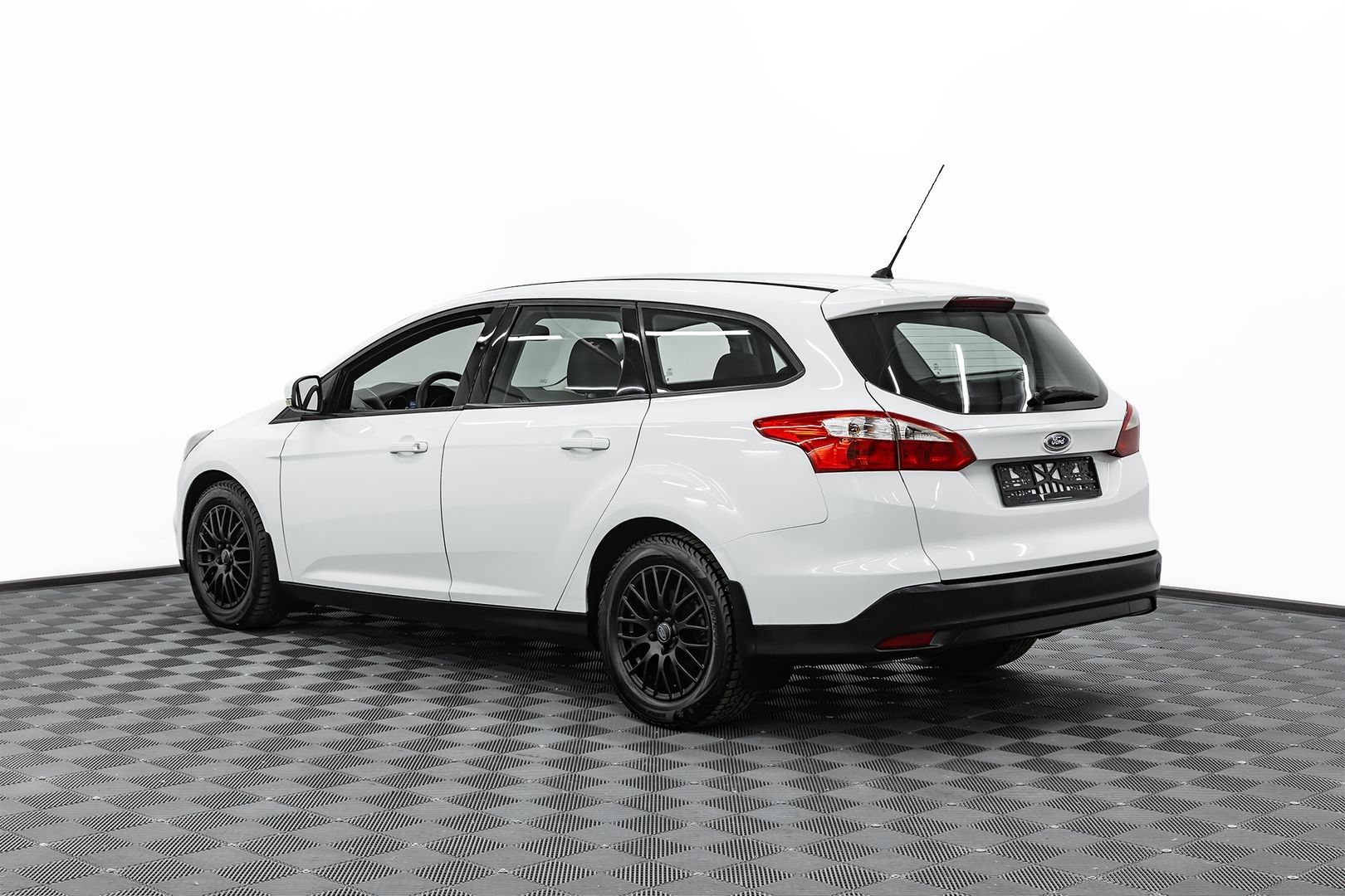 Ford Focus, III, 2013 фото 4