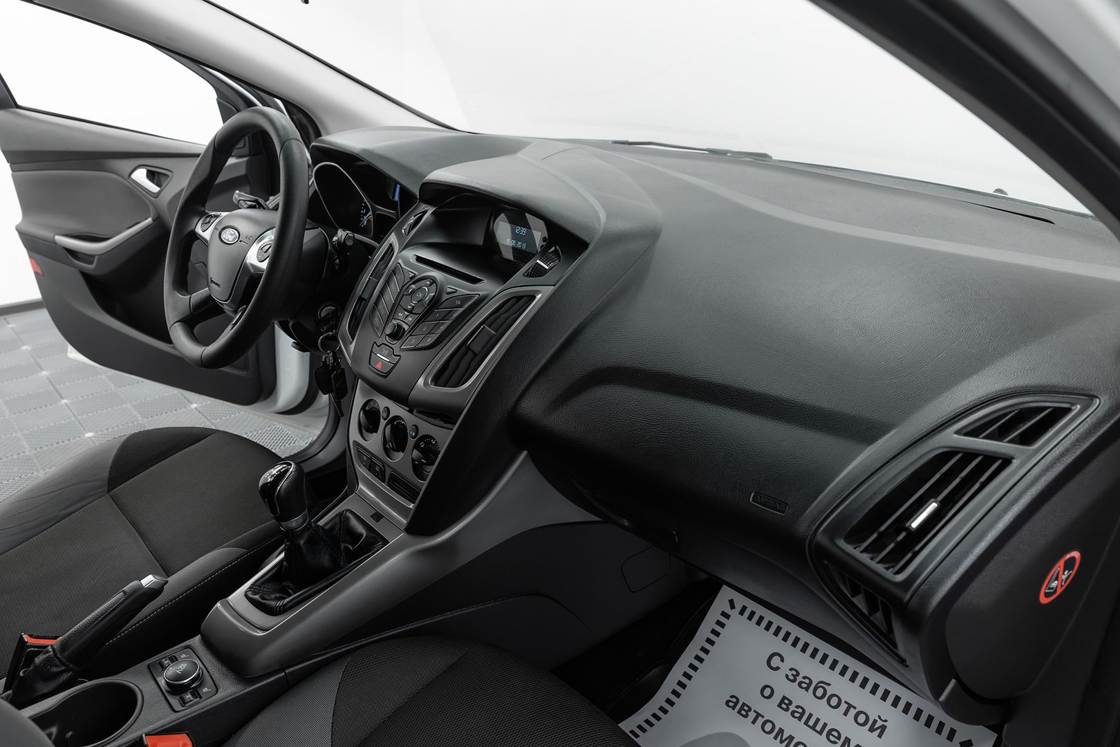 Ford Focus, III, 2013 фото 16