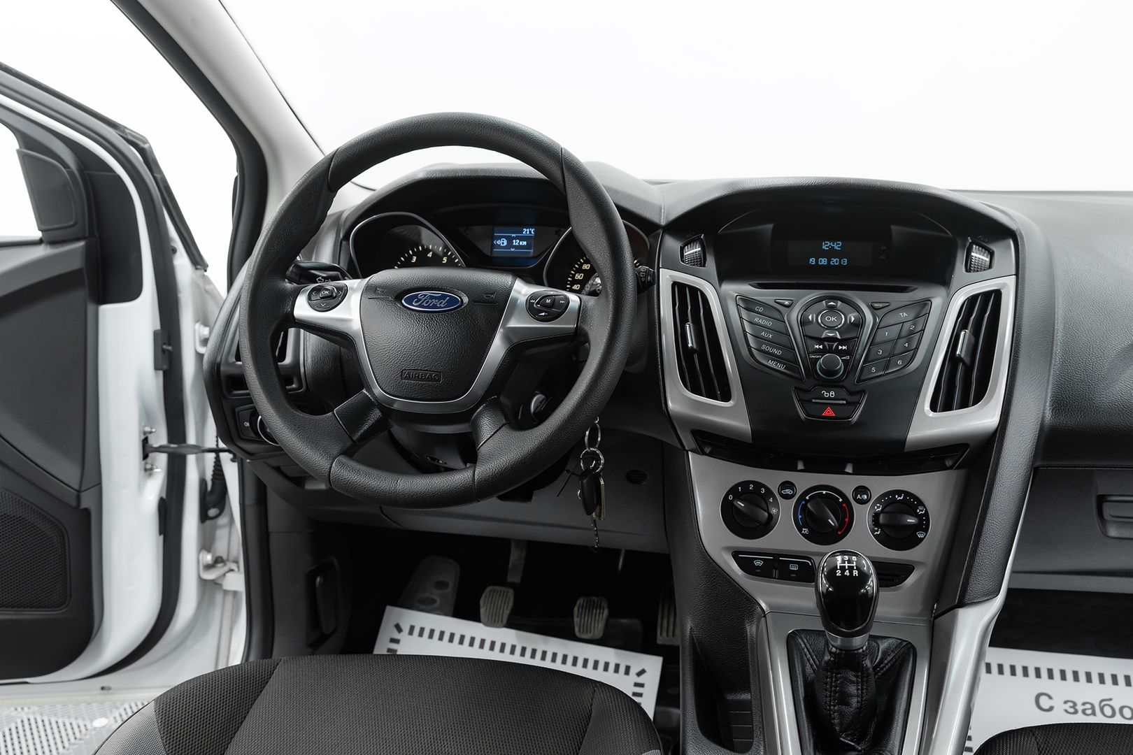 Ford Focus, III, 2013 фото 10