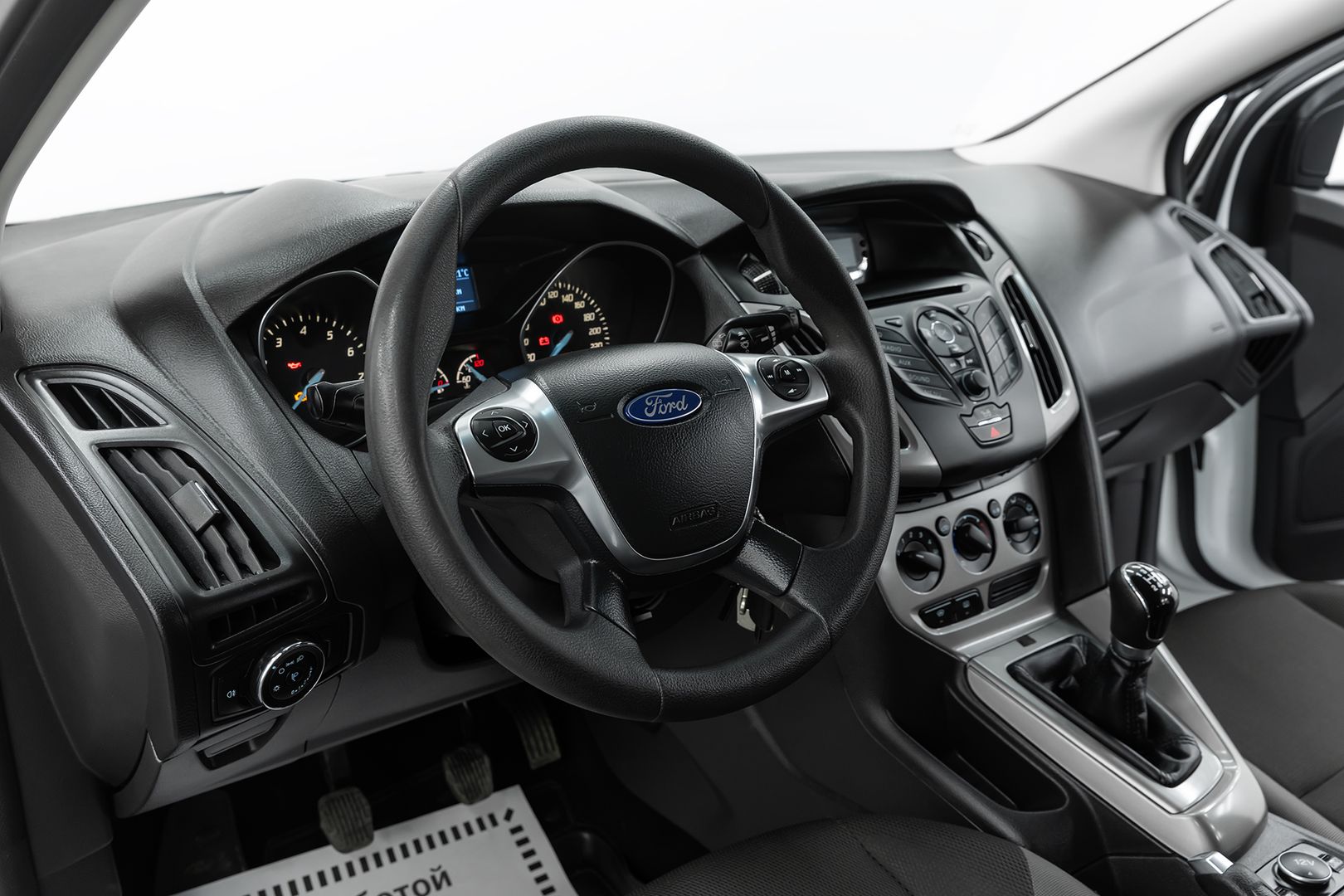 Ford Focus, III, 2013 фото 9