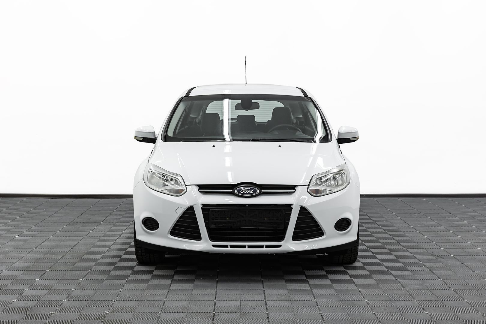 Ford Focus, III, 2013 фото 2