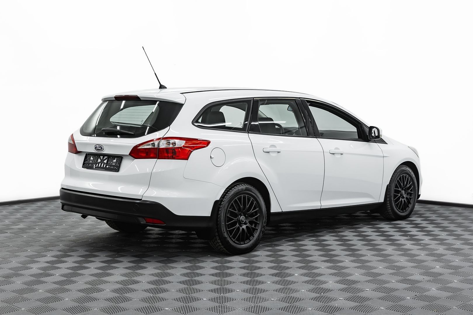 Ford Focus, III, 2013 фото 6