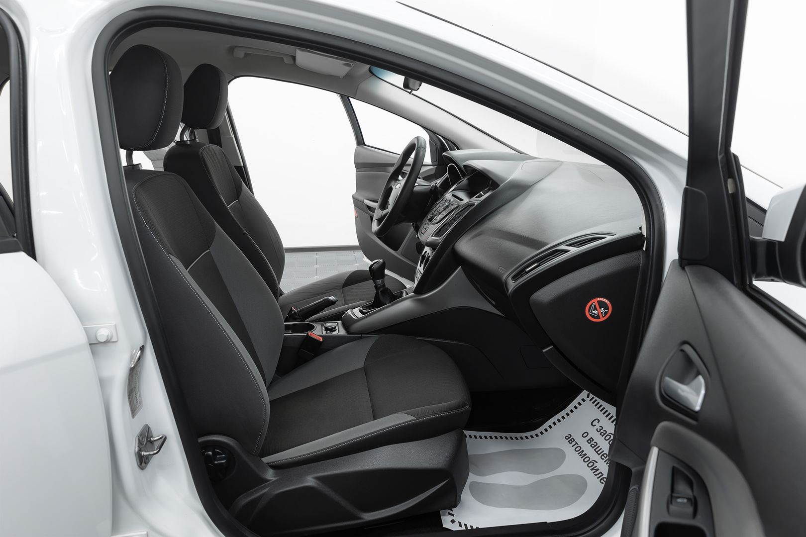 Ford Focus, III, 2013 фото 13