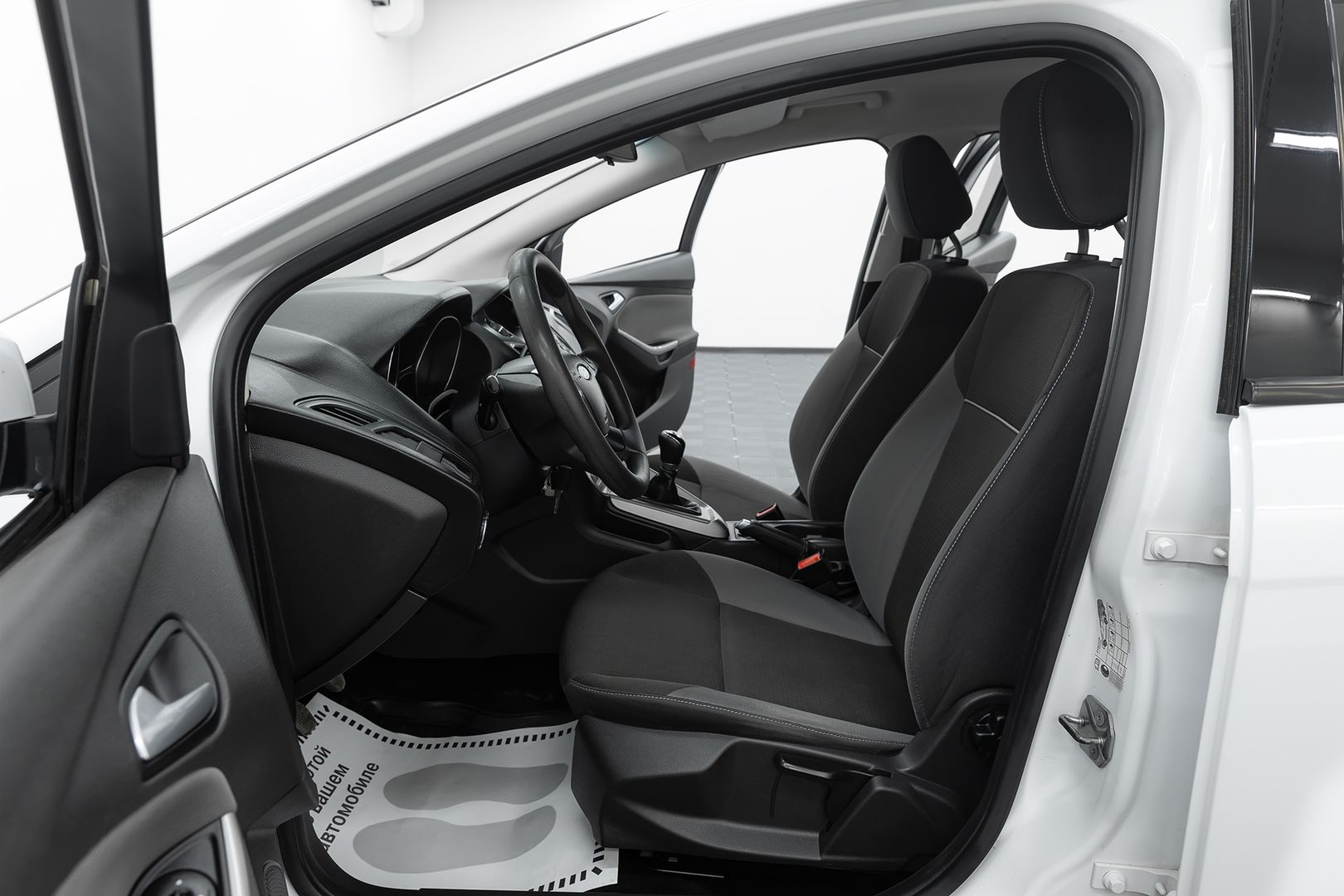 Ford Focus, III, 2013 фото 7