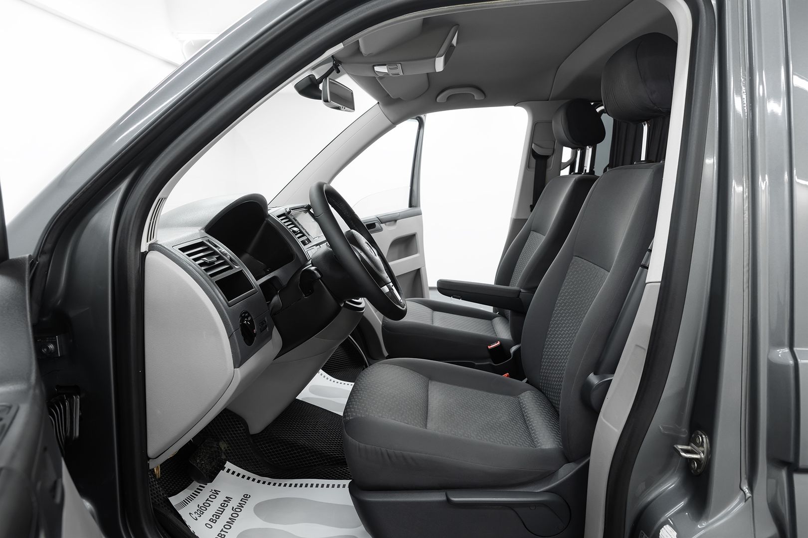 Volkswagen Caravelle, T5 Рестайлинг, 2012 фото 7