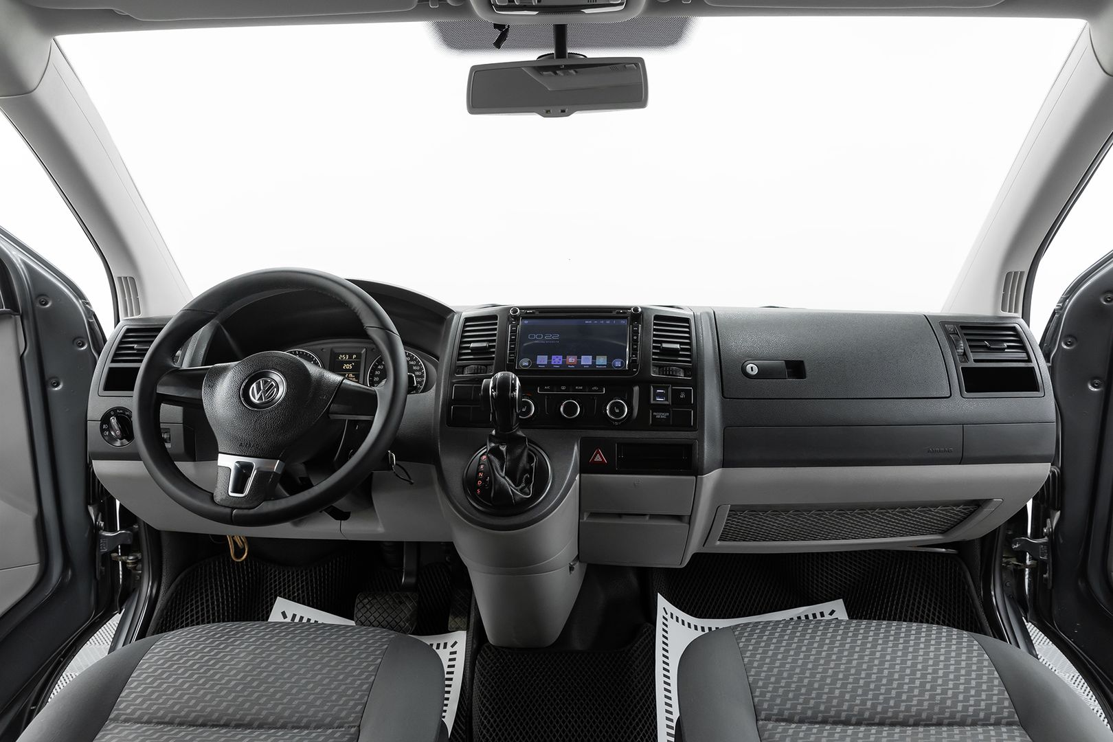 Volkswagen Caravelle, T5 Рестайлинг, 2012 фото 8