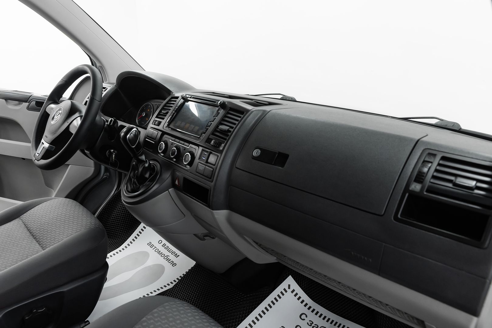 Volkswagen Caravelle, T5 Рестайлинг, 2012 фото 13