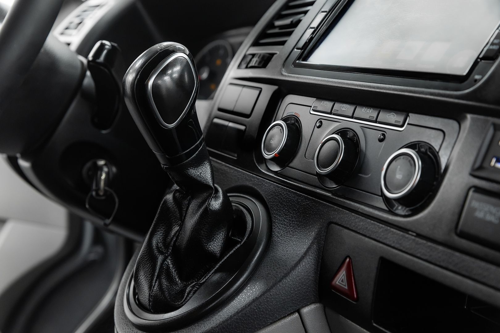 Volkswagen Caravelle, T5 Рестайлинг, 2012 фото 10